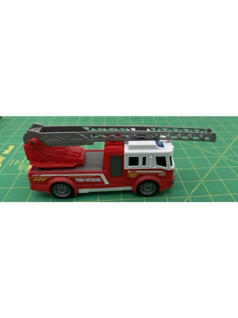 Fire Rescue with Working Ladder Red Plastic Fire Engine Toy Vehicle